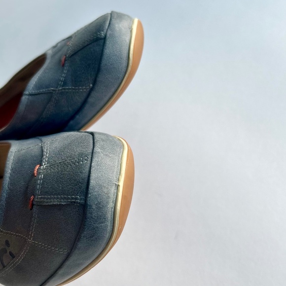 Ecco Grey Blue Leather Rubber Outsole Flats size EUR 41, US 10.5 - Picture 14 of 16